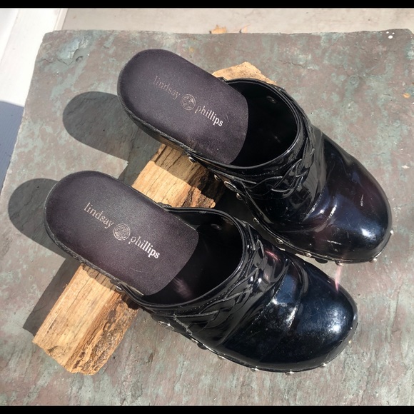 Lindsay Phillips black clogs - Picture 3 of 5